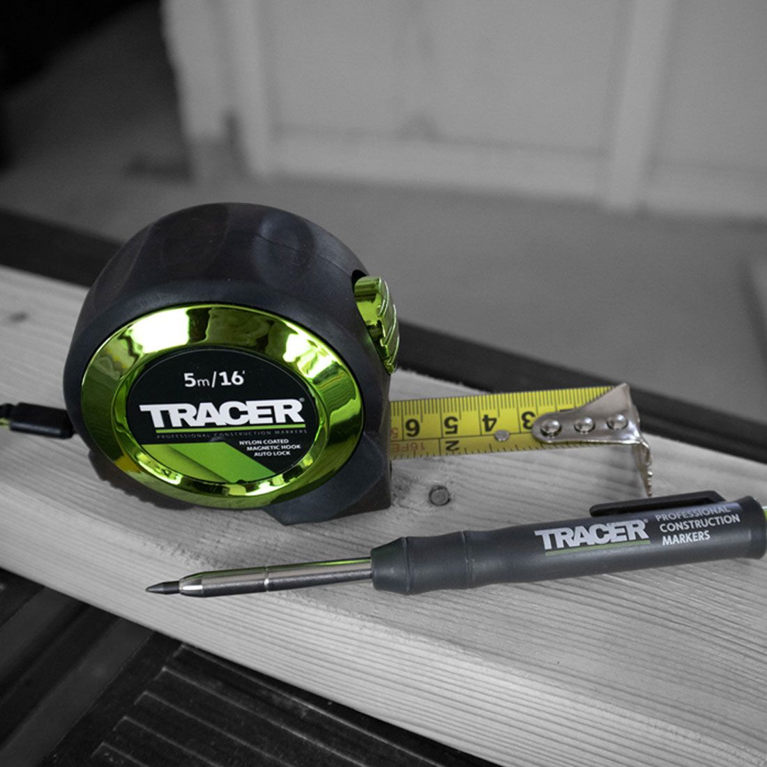 TRACER 5M Auto-Lock Tape Measure ATM5